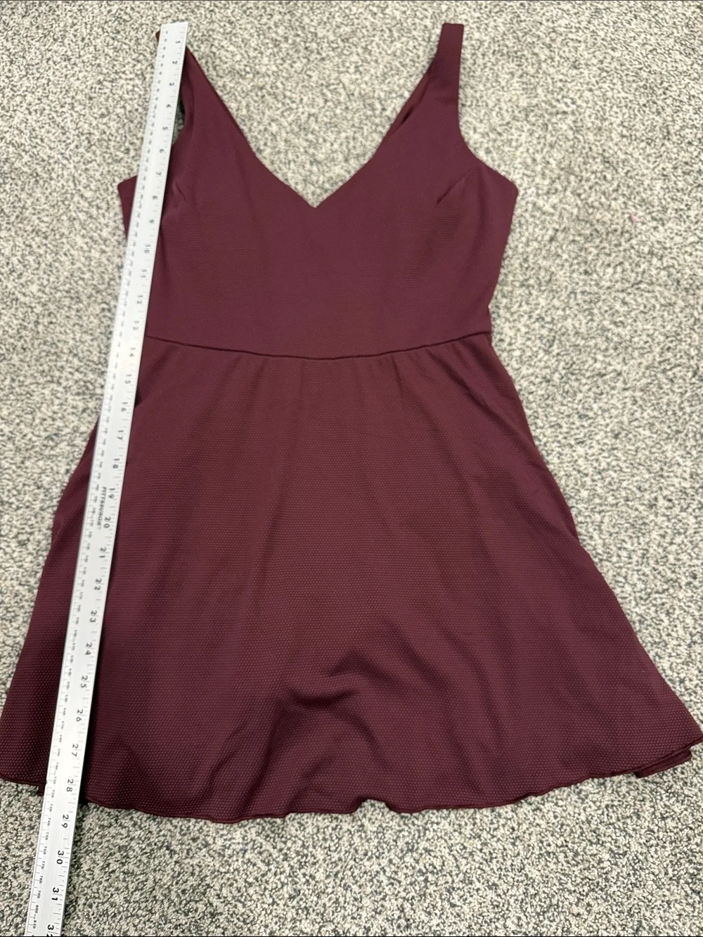SPANX Pique’ Size L Textured V-Neck Mini Swim Bathing Suit Dress in Burgundy